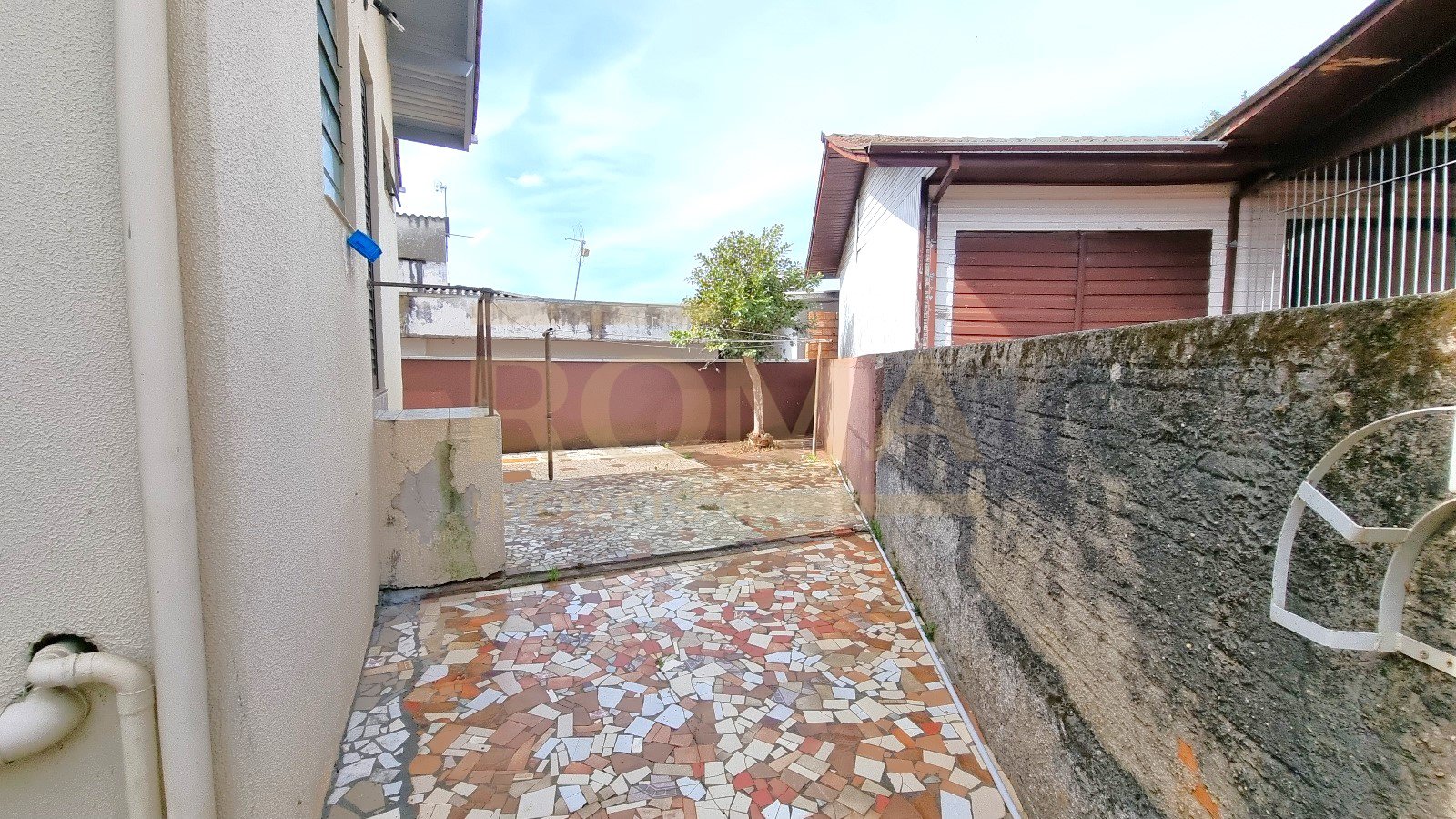 CASA AMPLA, BEM LOCALIZADA - MAIS PROCURADA — foto 33