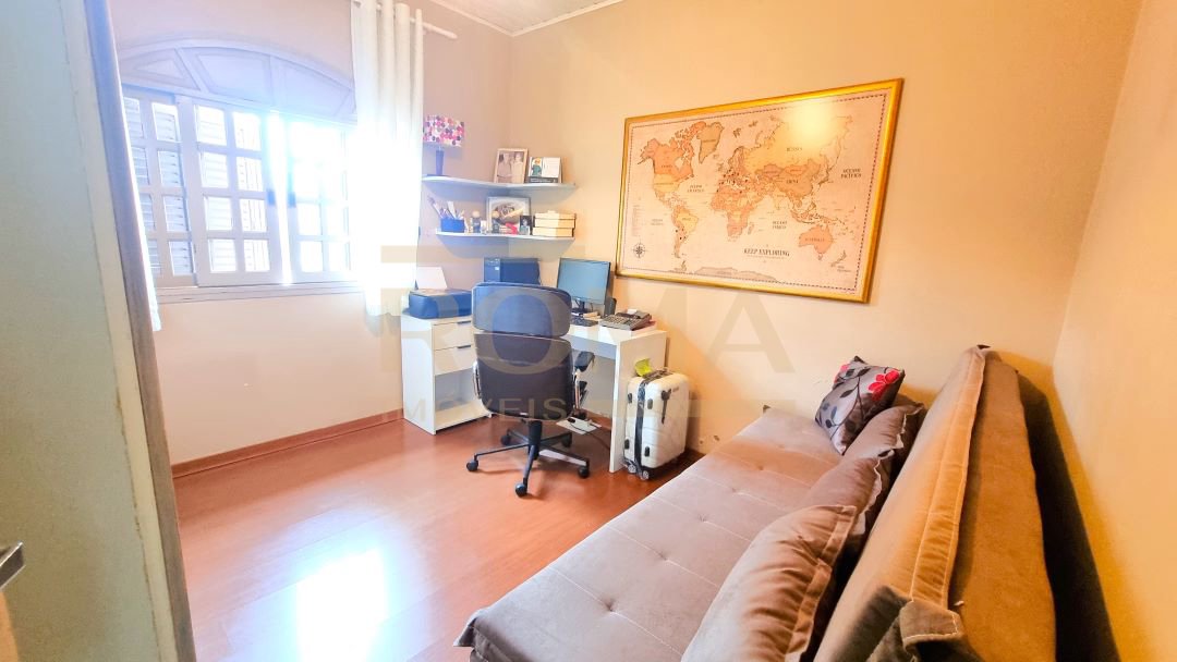 CASA NO CENTRO DA CIDADE — foto 17