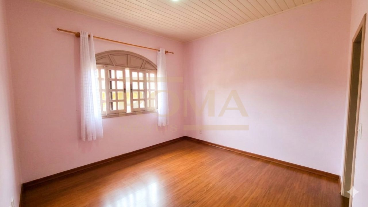 CASA NO CENTRO DA CIDADE — foto 16