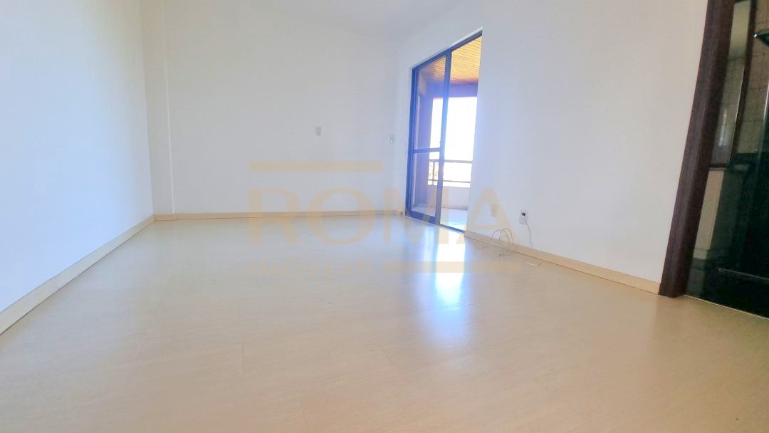 APARTAMENTO COM 3 QUARTOS E SACADA NA SALA NO BAIRRO PARAÍSO/CENTRO — foto 14