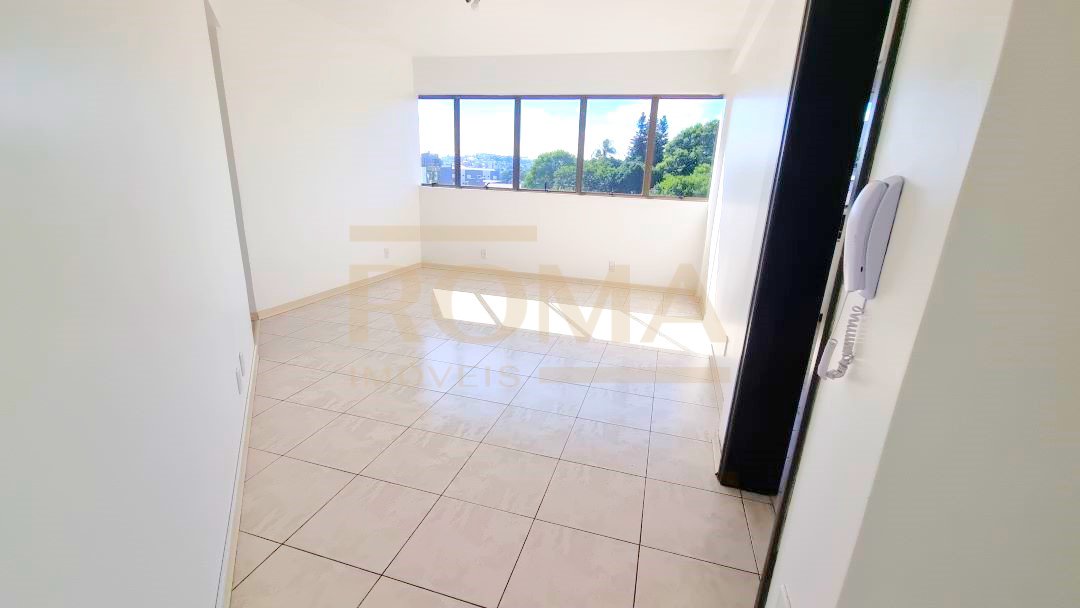 APARTAMENTO COM 3 QUARTOS E SACADA NA SALA NO BAIRRO PARAÍSO/CENTRO — foto 5
