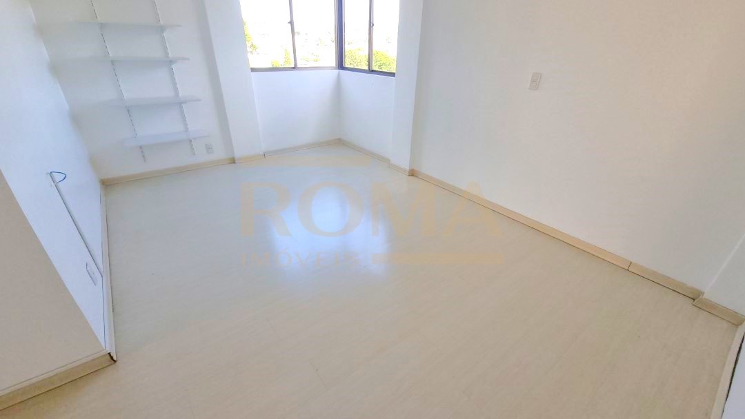 APARTAMENTO COM 3 QUARTOS E SACADA NA SALA NO BAIRRO PARAÍSO/CENTRO — foto 6