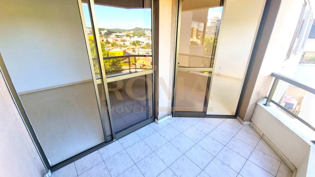 APARTAMENTO COM 3 QUARTOS E SACADA NA SALA NO BAIRRO PARAÍSO/CENTRO — foto 10