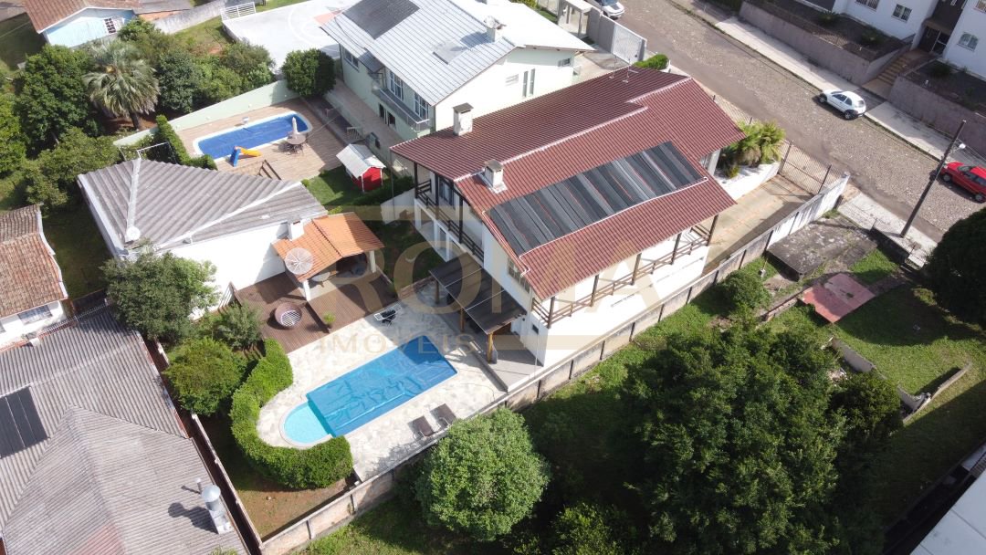 CASA EM ALTO PADRÃO - COM PISCINA — foto 14
