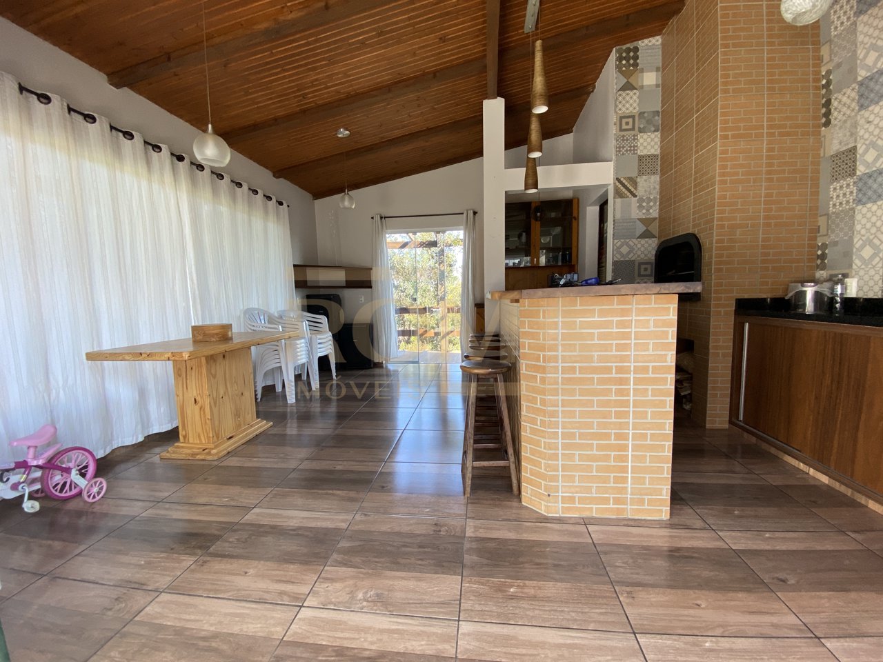 CASA ESPAÇOSA COM 3 QUARTOS (1 SUÍTE), SALÃO FESTAS NO BAIRRO BERGER — foto 26