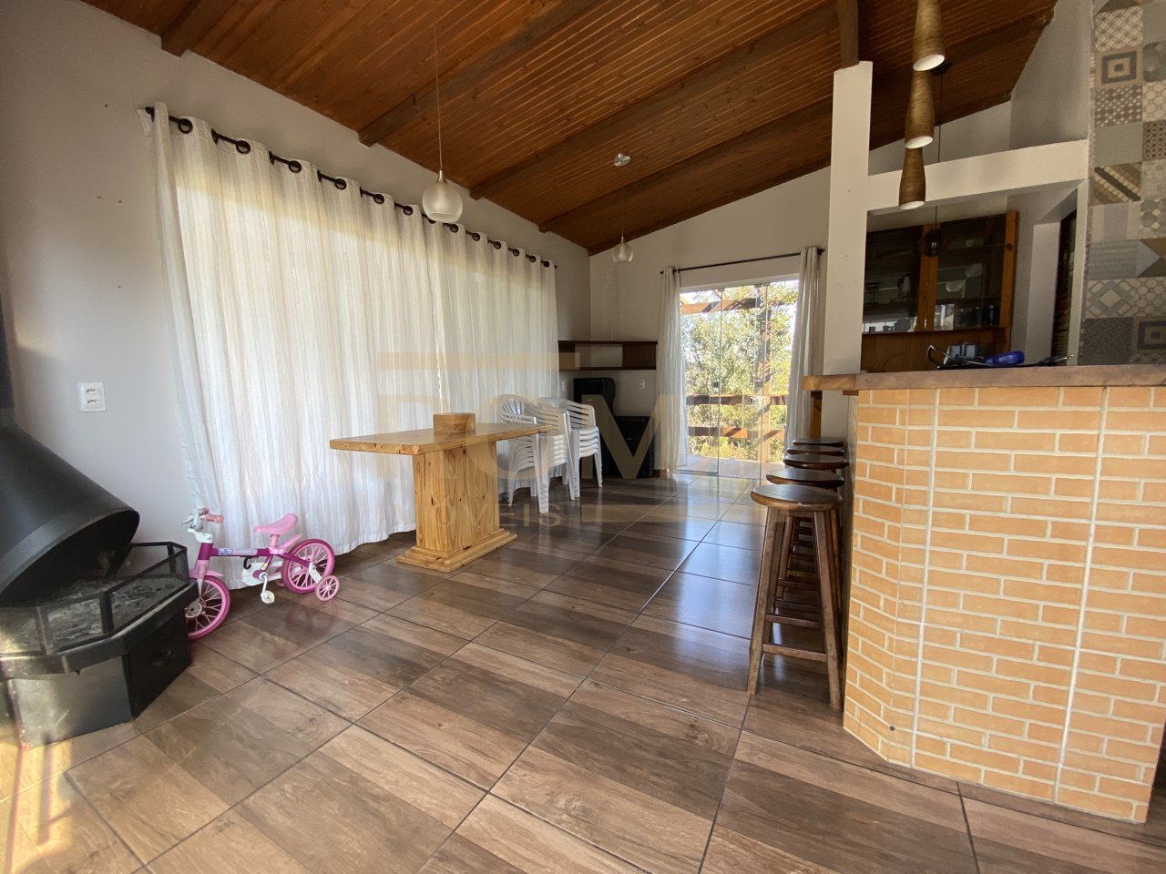 CASA ESPAÇOSA COM 3 QUARTOS (1 SUÍTE), SALÃO FESTAS NO BAIRRO BERGER — foto 25