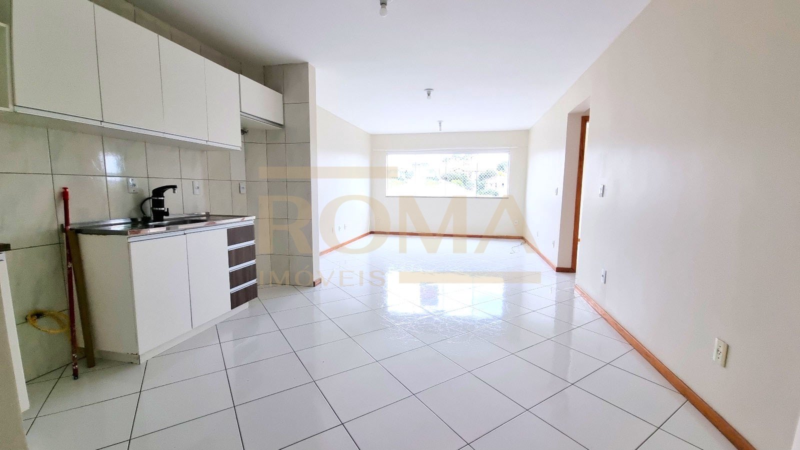 APARTAMENTO SEMI MOBILIADO PRÓX A UPA — foto 2