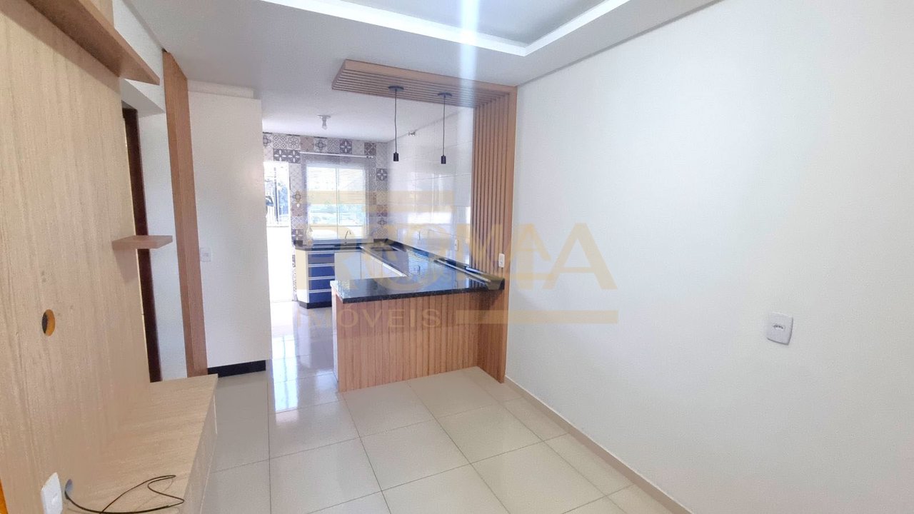 CASA GEMINADA NO BAIRRO BELLO COM 2 QUARTOS, SEMI MOBILIADA — foto 1