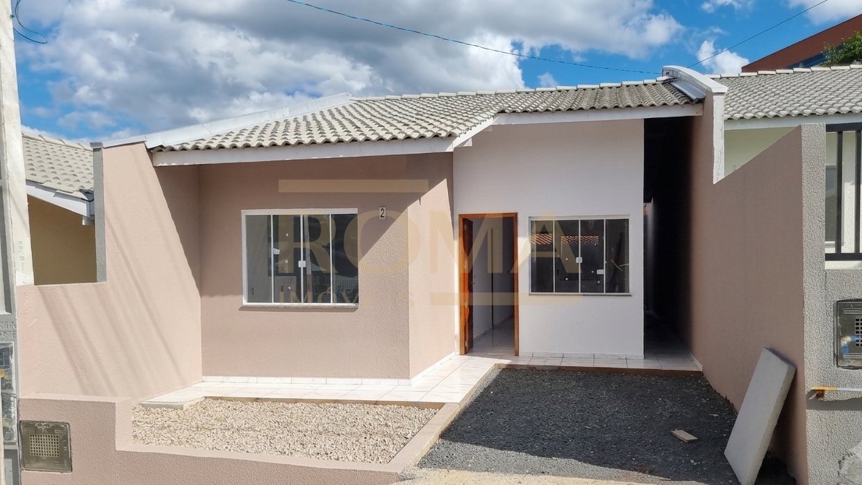 CASA GEMINADA PRÓXIMA A FRAMEPORT — foto principal