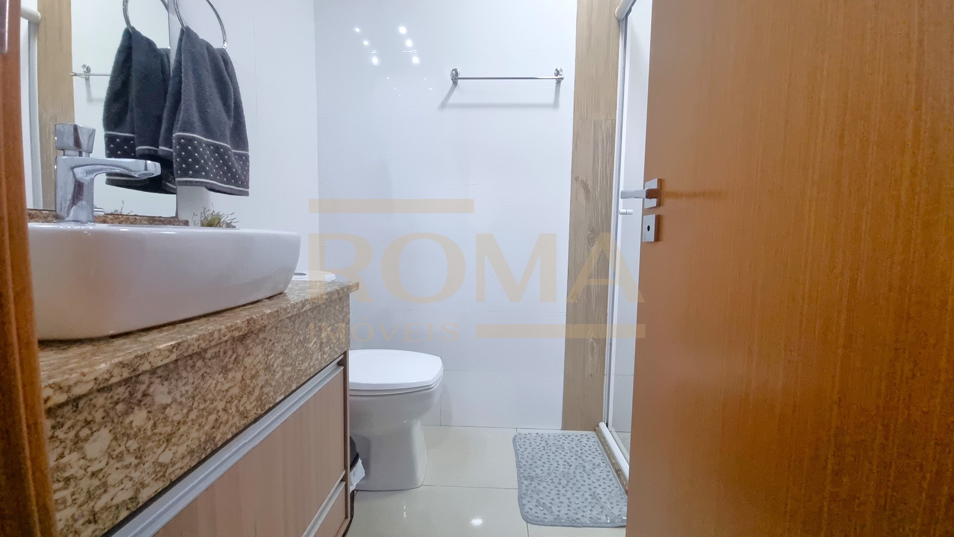 APARTAMENTO SEMI MOBILIADO E BEM LOCALIZADO — foto 7
