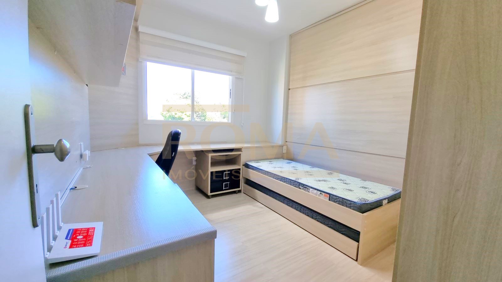 APARTAMENTO MOBILIADO, ESPAÇOSO E CONFORTÁVEL COM 2 SACADAS — foto 16