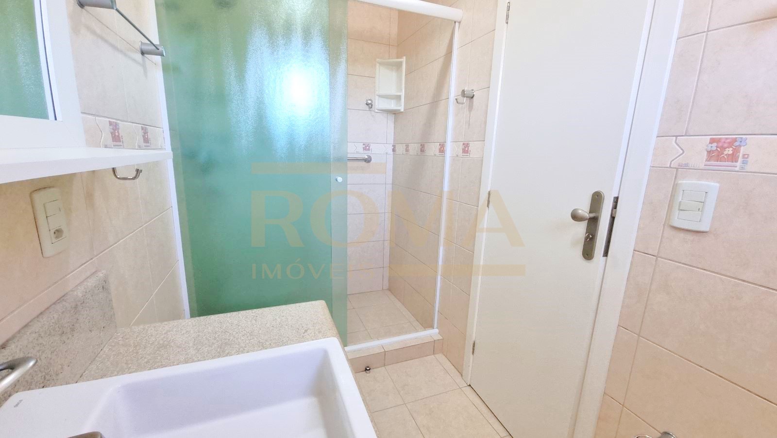 APARTAMENTO MOBILIADO, ESPAÇOSO E CONFORTÁVEL COM 2 SACADAS — foto 9