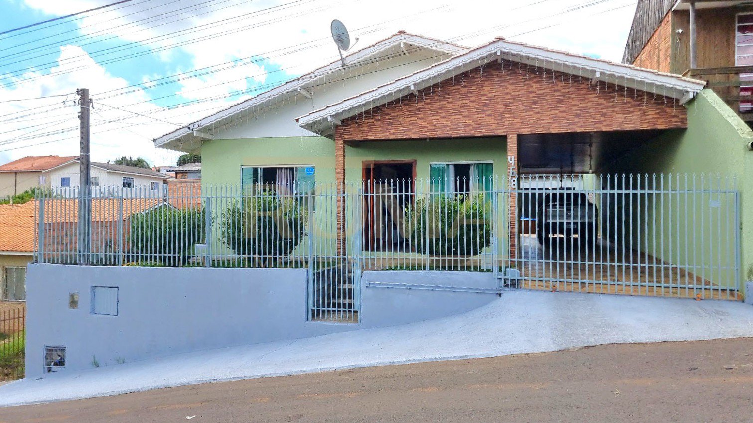 CASA COM SALÃO E PISCINA COBERTA AQUECIDA  — foto 2