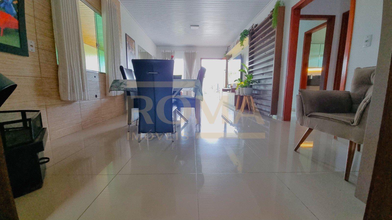 CASA COM SALÃO E PISCINA COBERTA AQUECIDA  — foto 9