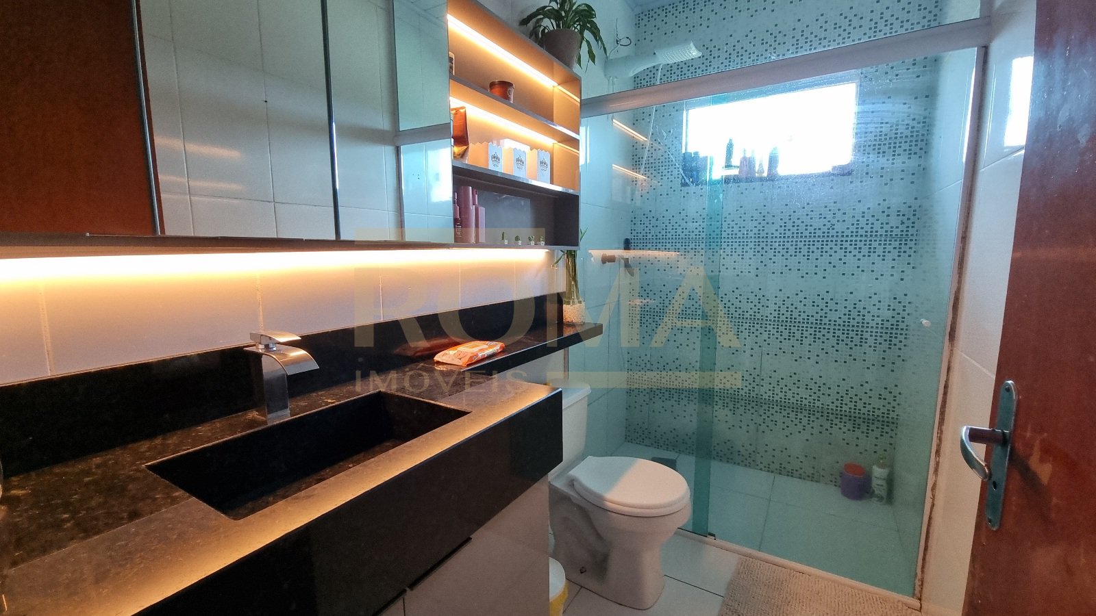 CASA COM SALÃO E PISCINA COBERTA AQUECIDA  — foto 19