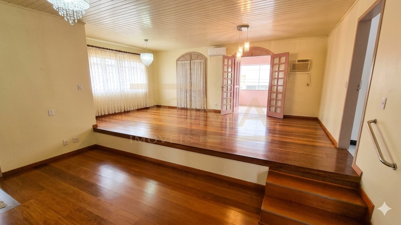 CASA NO CENTRO PARA LOCAÇÃO — foto 13