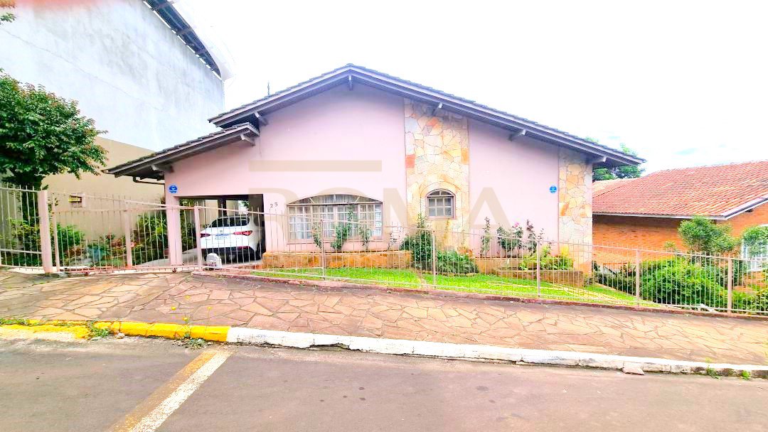 CASA NO CENTRO PARA LOCAÇÃO — foto 1