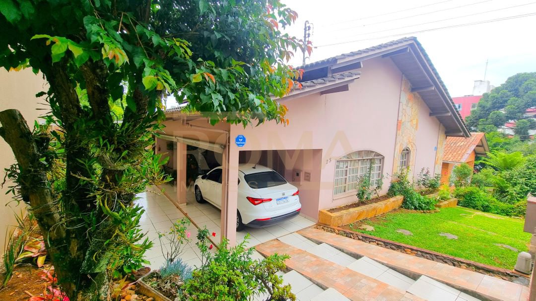 CASA NO CENTRO PARA LOCAÇÃO
