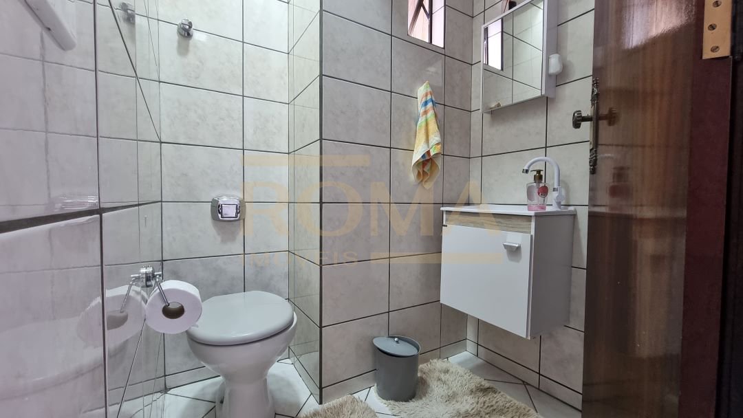 APARTAMENTO SEMI MOBILIADO E ESPAÇOSO COM 3 SACADAS — foto 18