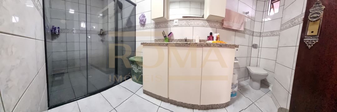APARTAMENTO SEMI MOBILIADO E ESPAÇOSO COM 3 SACADAS — foto 26