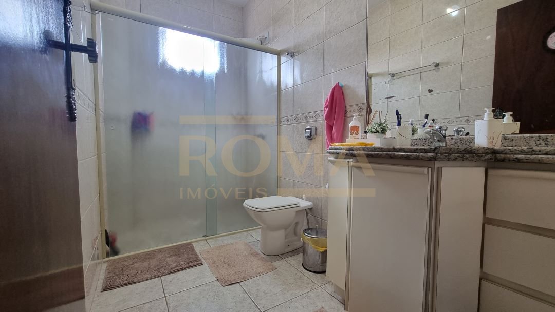 APARTAMENTO SEMI MOBILIADO E ESPAÇOSO COM 3 SACADAS — foto 21