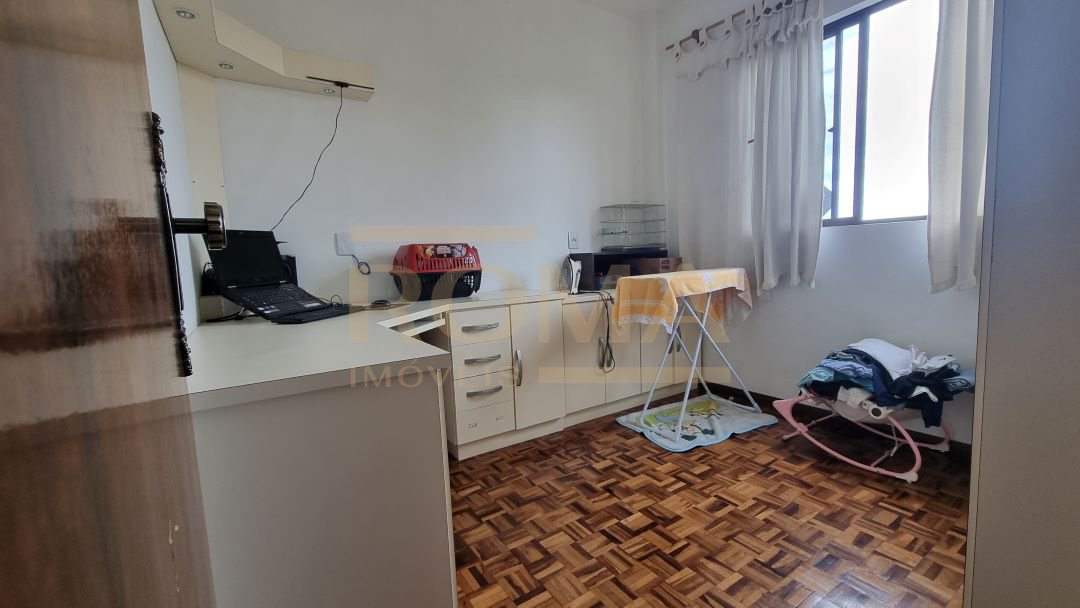 APARTAMENTO SEMI MOBILIADO E ESPAÇOSO COM 3 SACADAS — foto 17