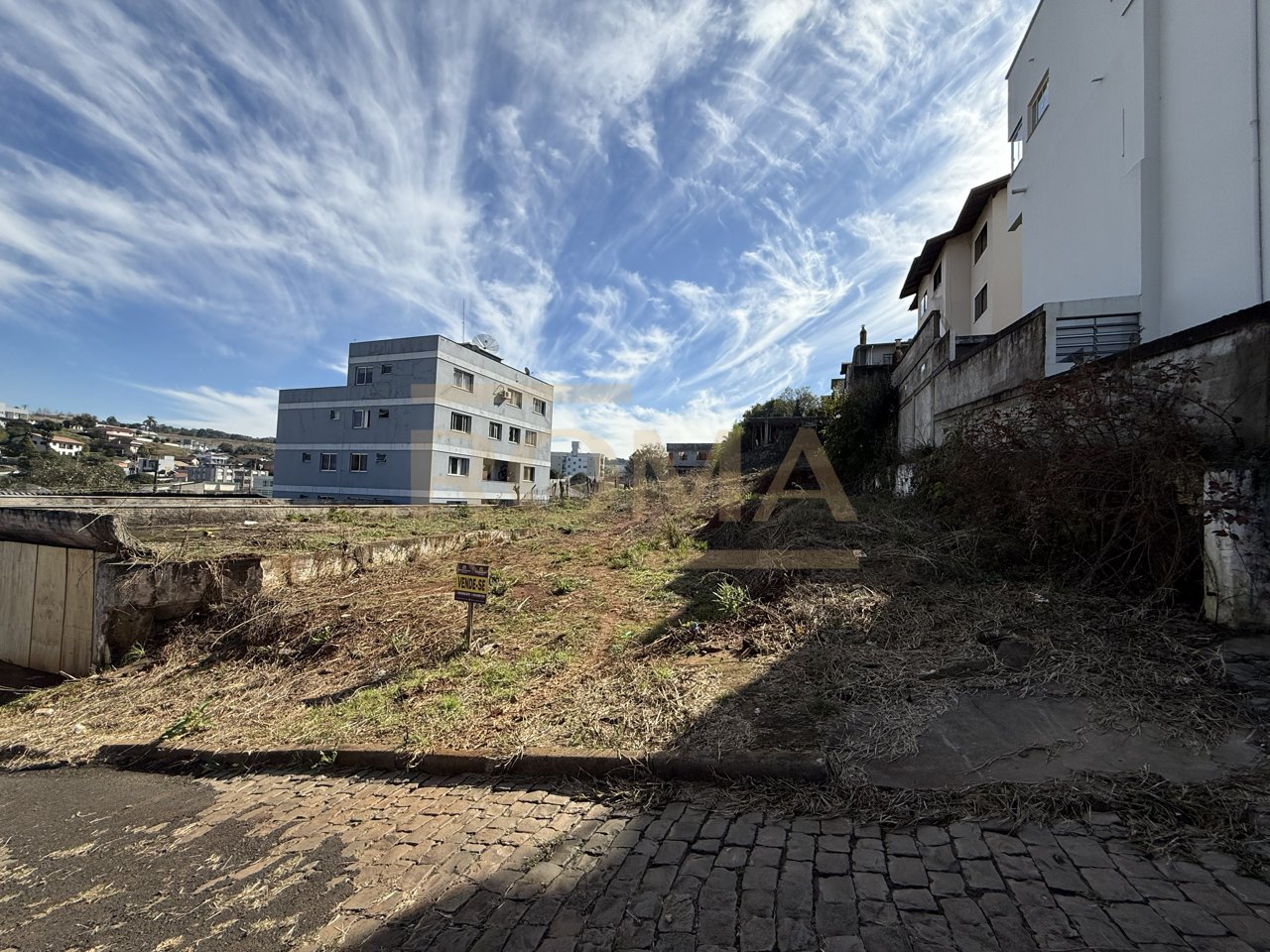 TERRENO GRANDE NA RUA VIDAL RAMOS — foto 4