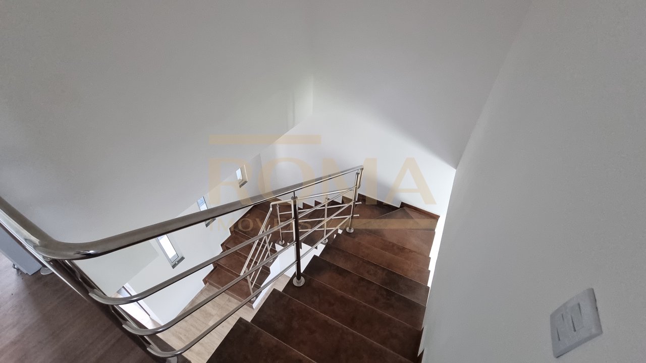 CASA GEMINADA PRÓXIMO AO PARQUE CENTRAL — foto 14