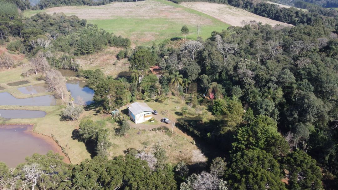 CHÁCARA COM CHALÉ E CASA A 10 MINUTOS DE CAÇADOR — foto 19
