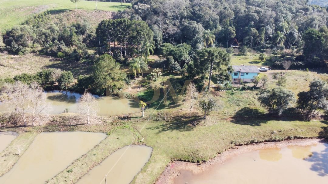 CHÁCARA COM CHALÉ E CASA A 10 MINUTOS DE CAÇADOR — foto 15