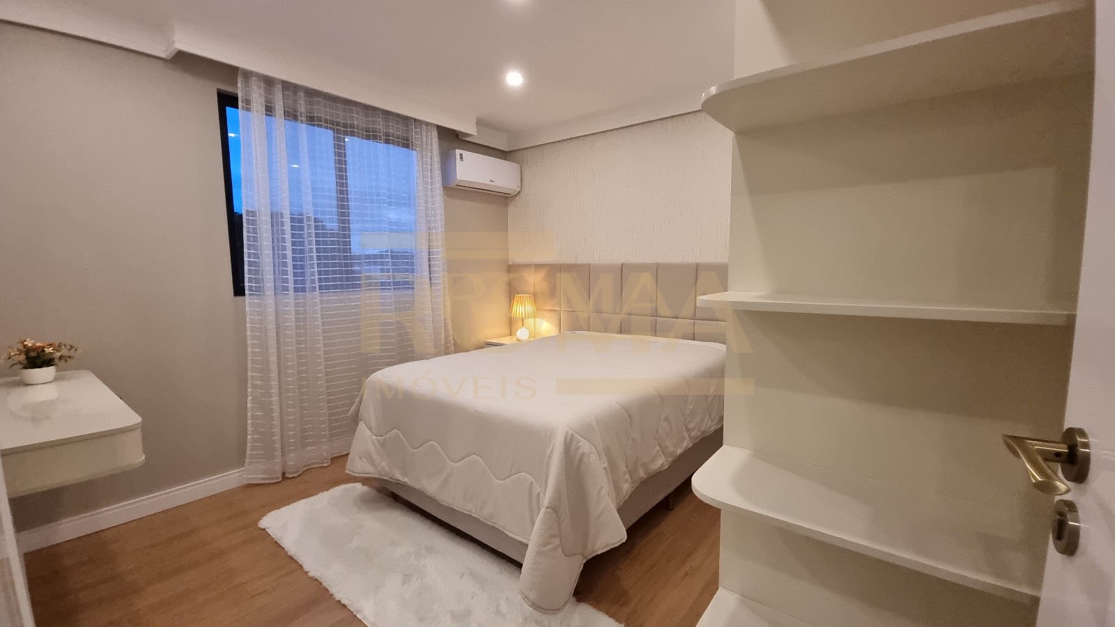 APARTAMENTO DUPLEX COBERTURA COM PARCIAL DO TETO EM VIDRO — foto 38
