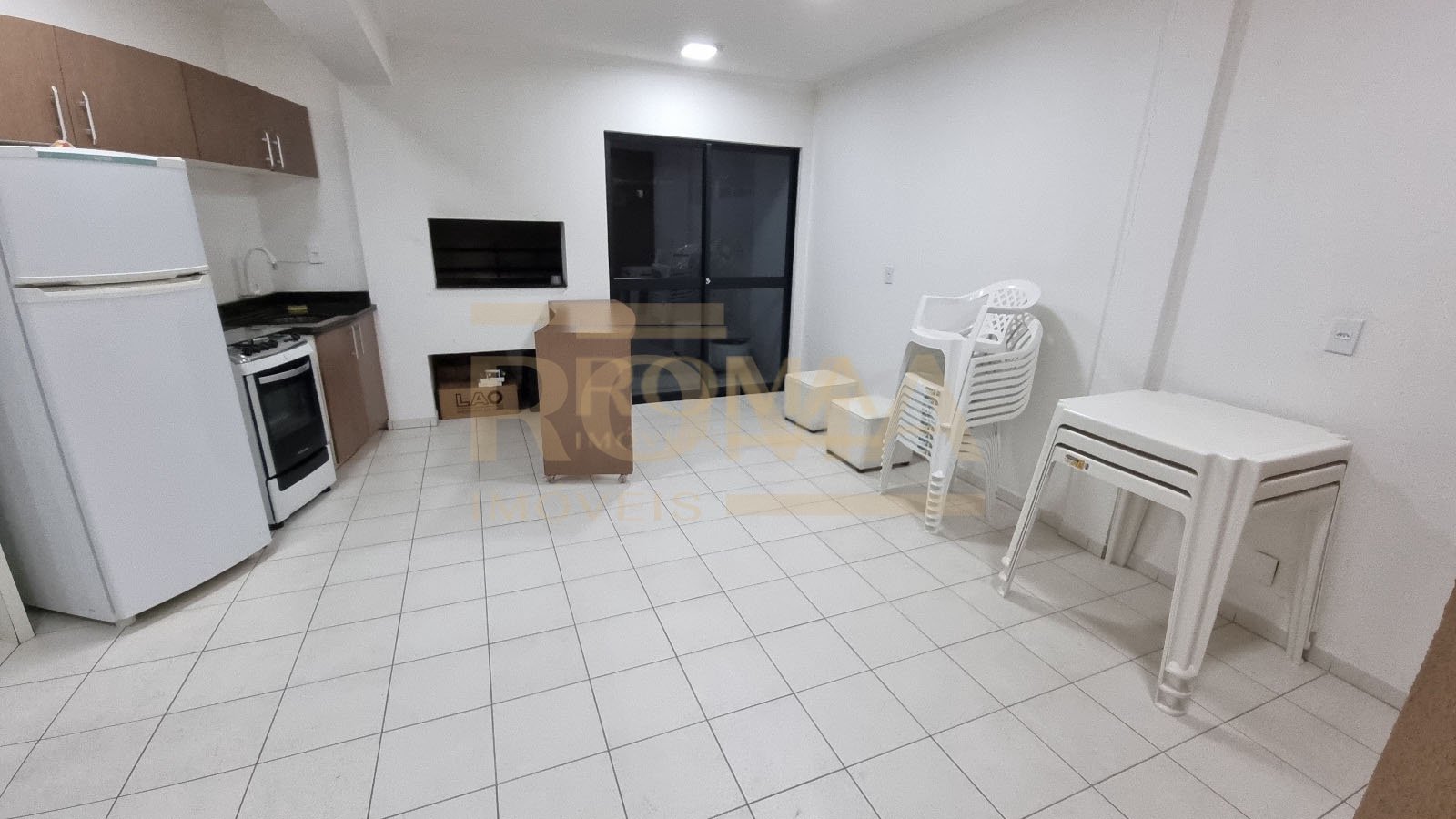 APARTAMENTO DUPLEX COBERTURA COM PARCIAL DO TETO EM VIDRO — foto 4