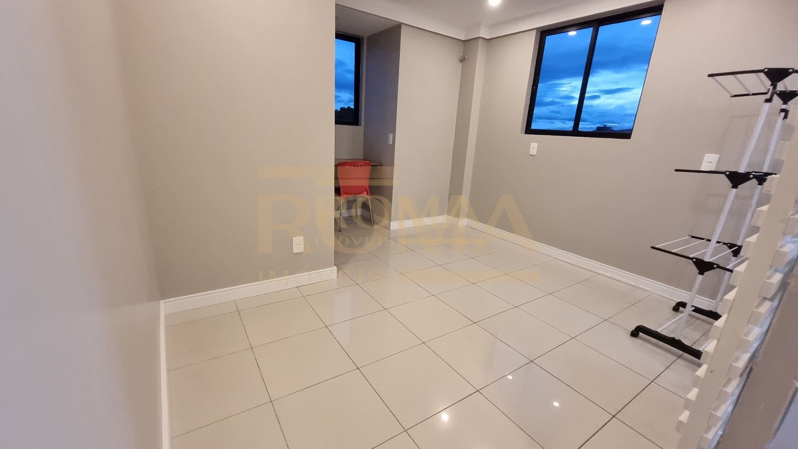 APARTAMENTO DUPLEX COBERTURA COM PARCIAL DO TETO EM VIDRO — foto 17