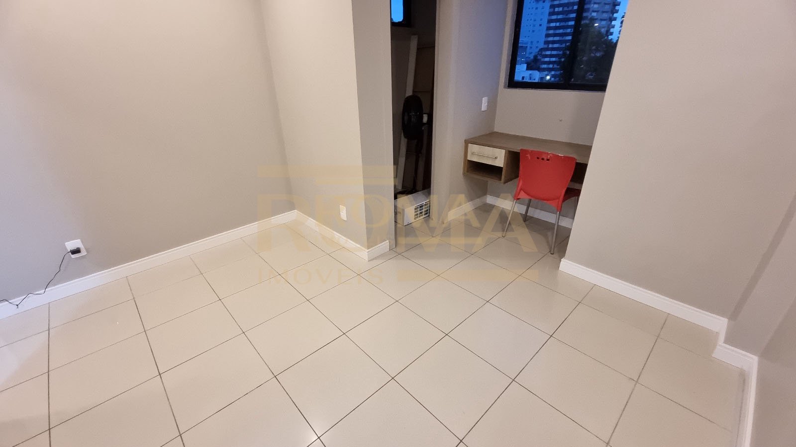 APARTAMENTO DUPLEX COBERTURA COM PARCIAL DO TETO EM VIDRO — foto 16