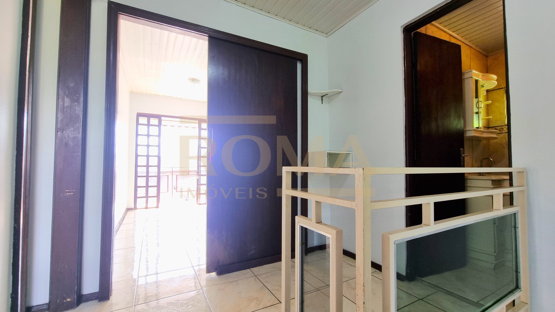 CASA COM PRIVACIDADE E RUA PRIVATIVA — foto 2