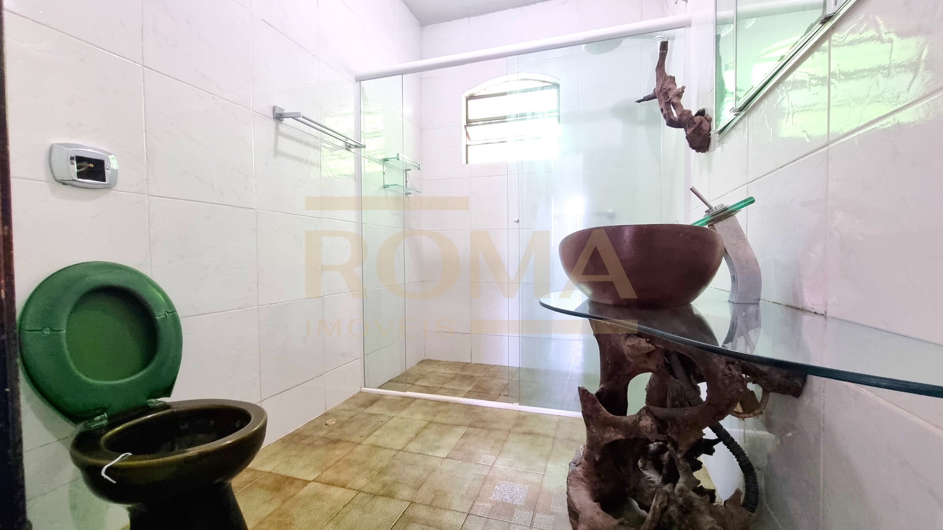CASA COM PRIVACIDADE E RUA PRIVATIVA — foto 9
