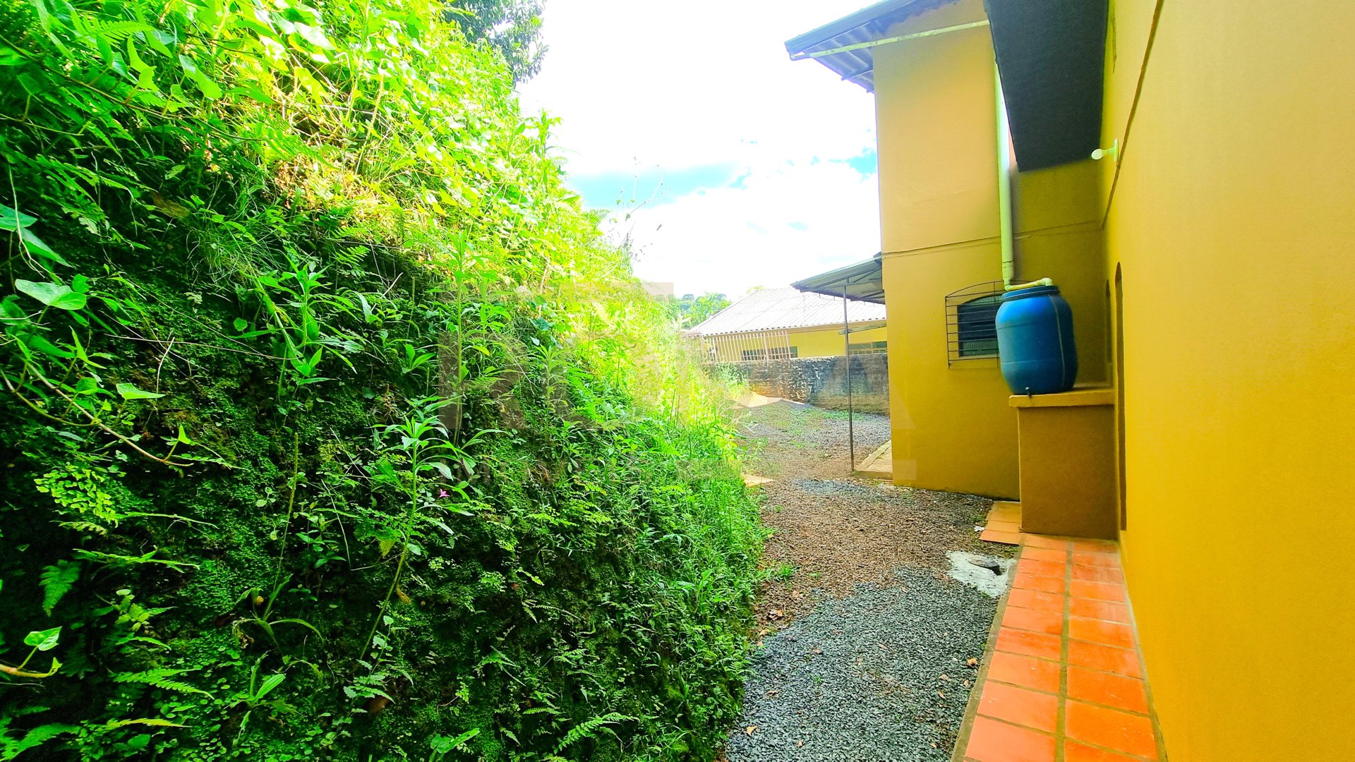 CASA COM PRIVACIDADE E RUA PRIVATIVA — foto 19