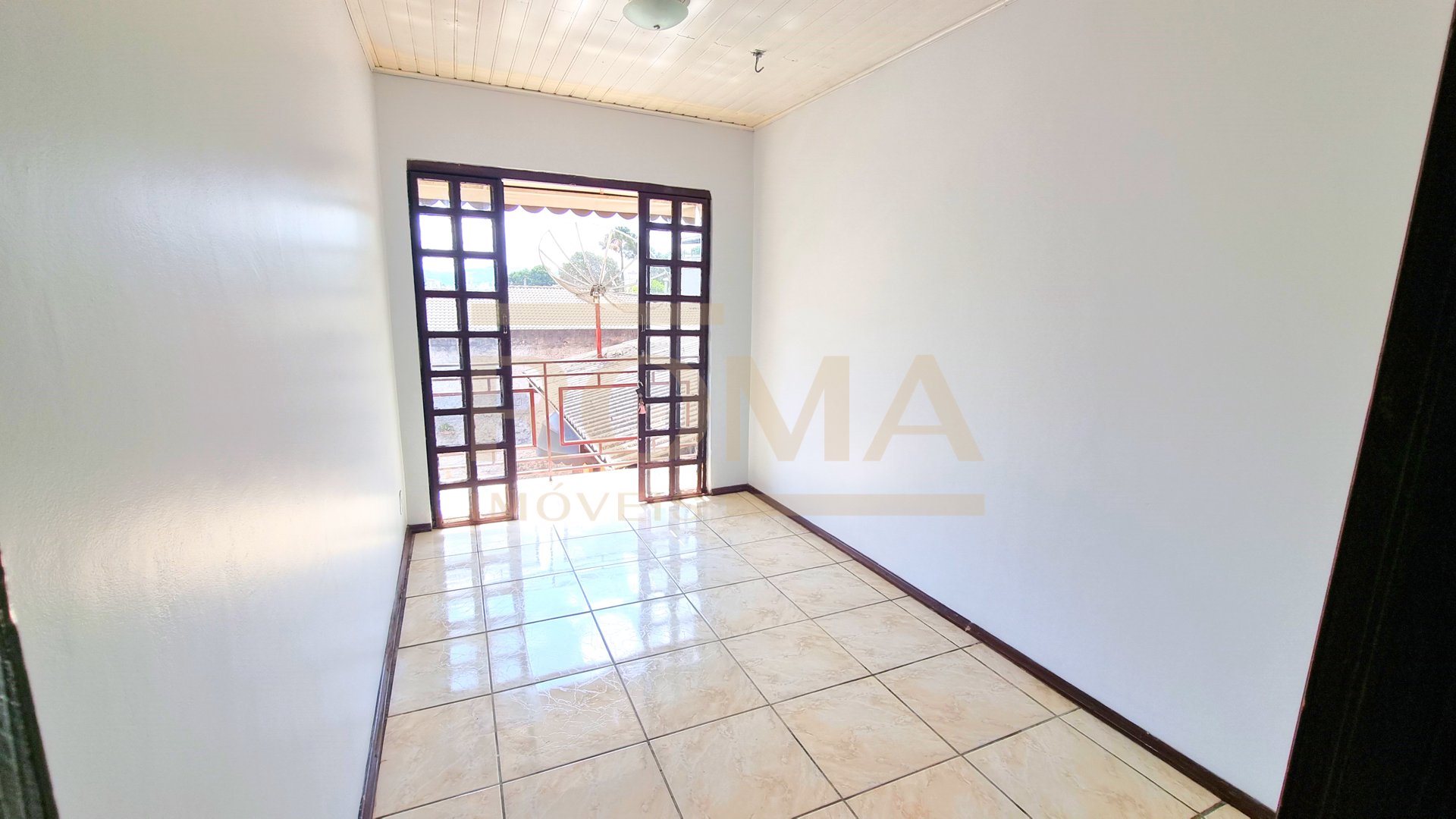 CASA COM PRIVACIDADE E RUA PRIVATIVA — foto 10
