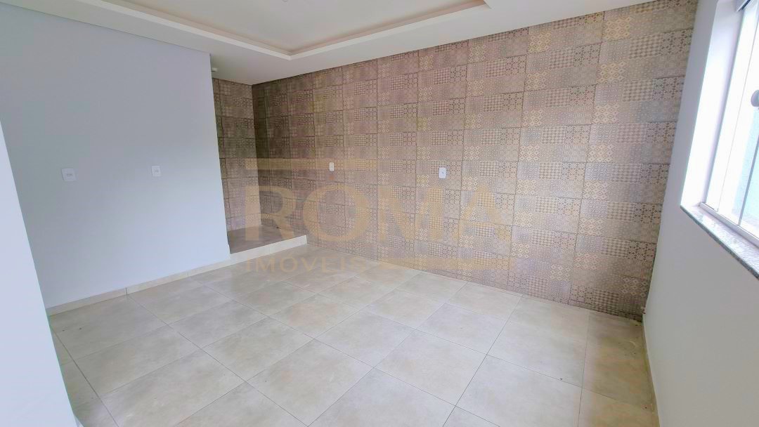 CASA DE 2 PAVIMENTOS COM 3 QUARTOS — foto 6