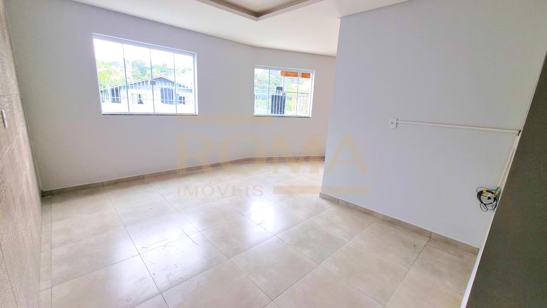 CASA DE 2 PAVIMENTOS COM 3 QUARTOS — foto 7