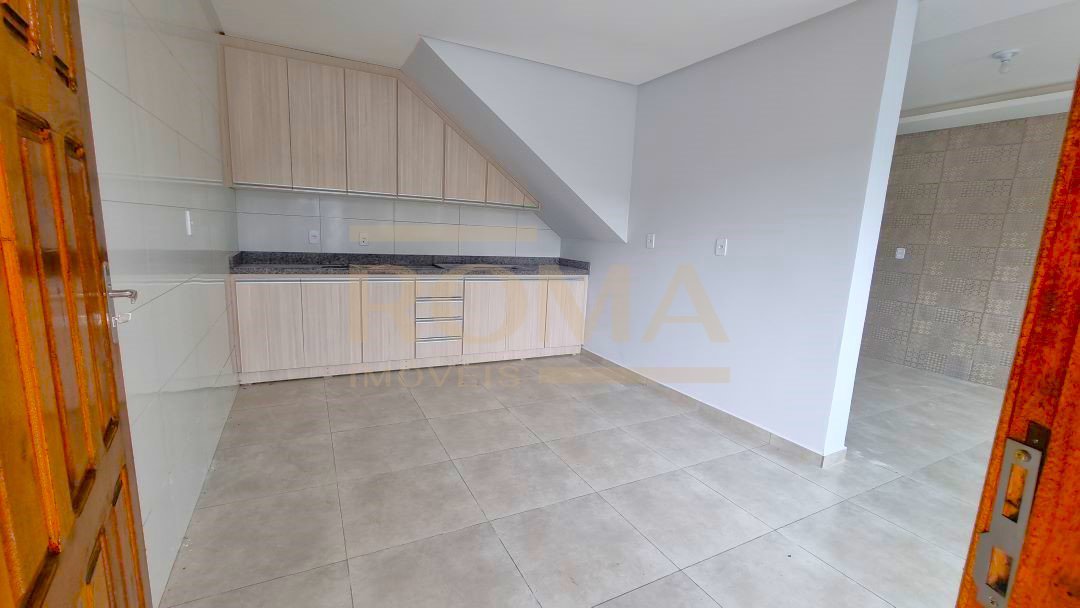 CASA DE 2 PAVIMENTOS COM 3 QUARTOS — foto 5