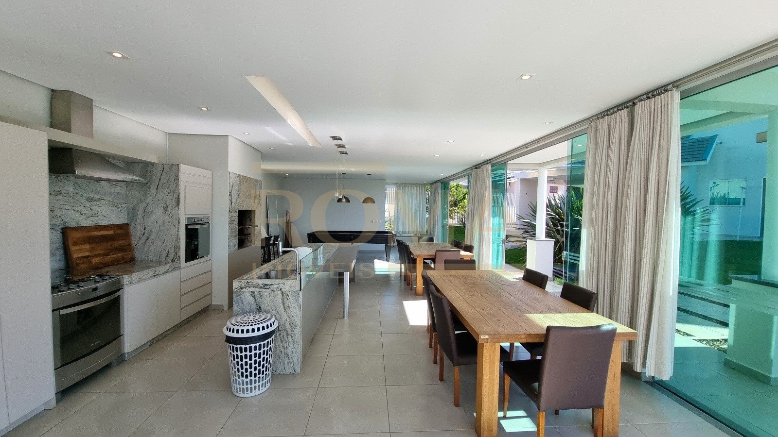 CASA ALTO PADRÃO ESTILO AMERICANA — foto 19